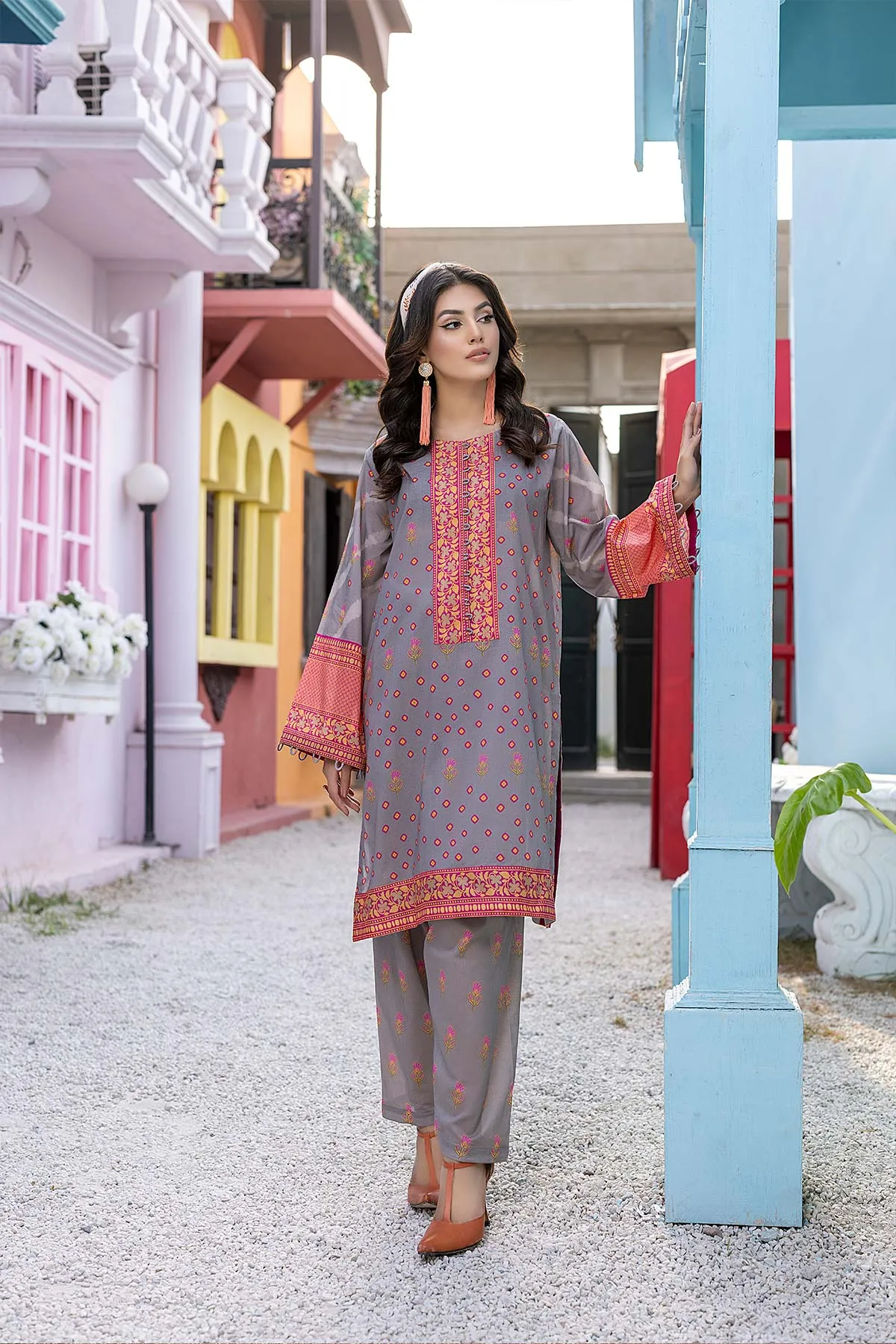 2 Pc Unstitched Printed Lawn CPN-08