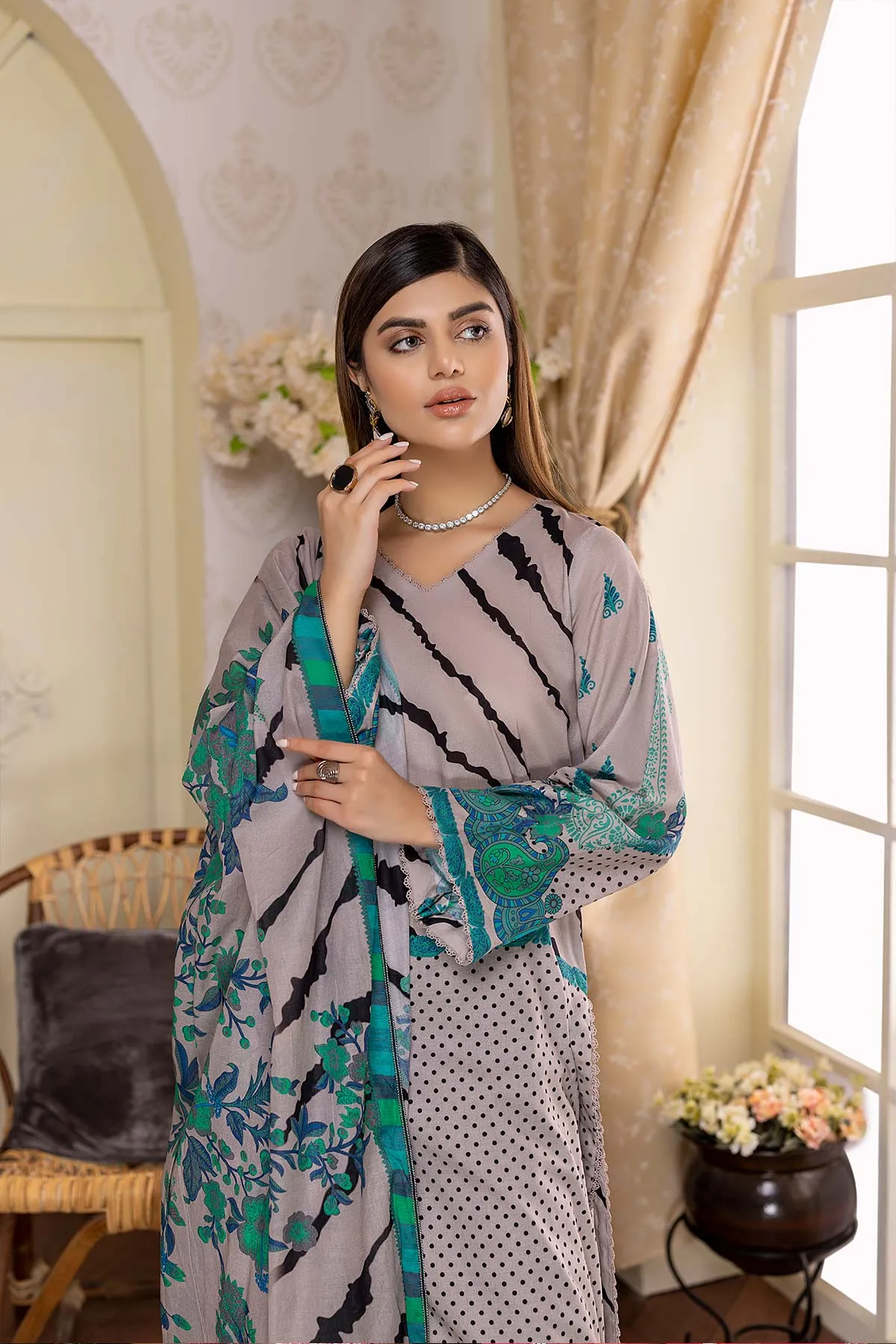 3-Pc Printed Lawn Unstitched With Chiffon Dupatta CP22-75