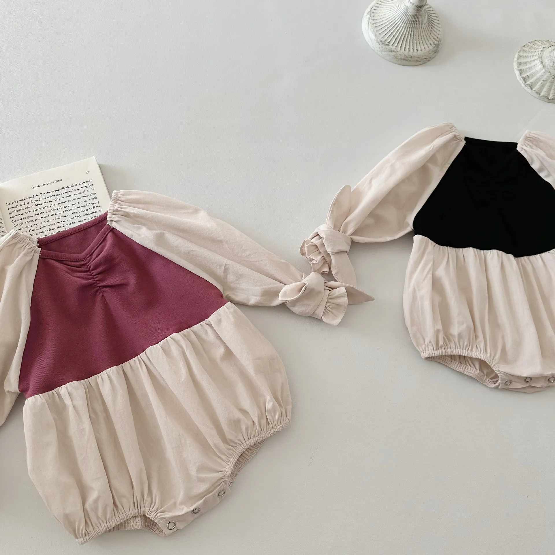 Baby Girls Color-blocking Rompers Wholesale 240301138