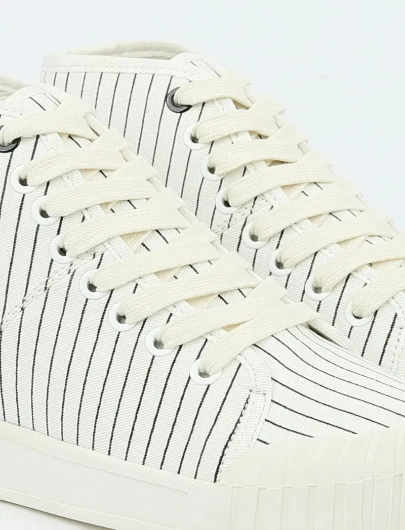 Good News Hurler Trainer Hi Off White