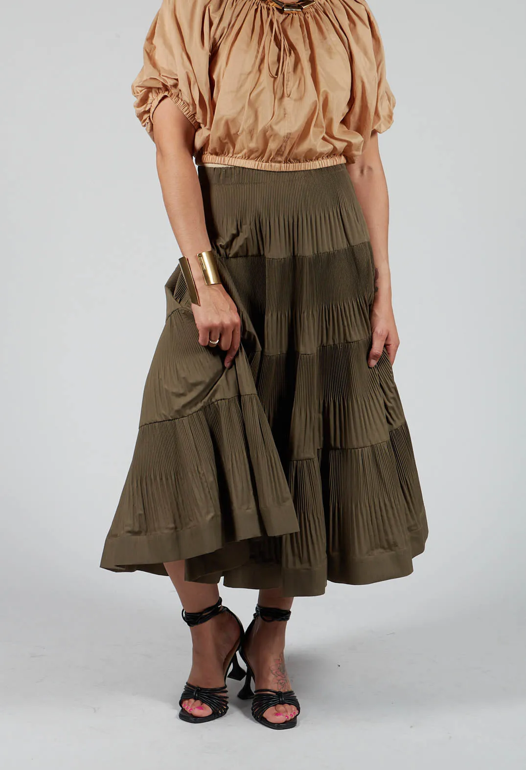 Ribbed Midi Skirt in Avocado