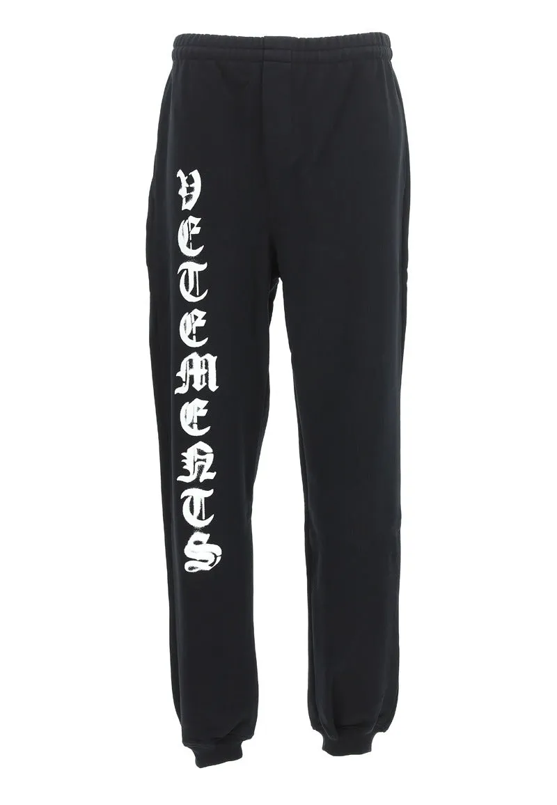 Vetements Gothic Logo Printed Sweatpants